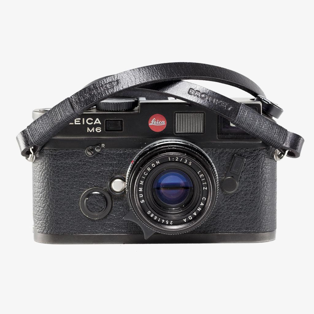 Tokyo #104 - Black & black leather camera strap · imagen principal