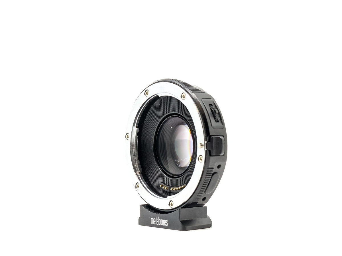 Metabones Canon EF to BMCC T Speed Booster · imagen principal