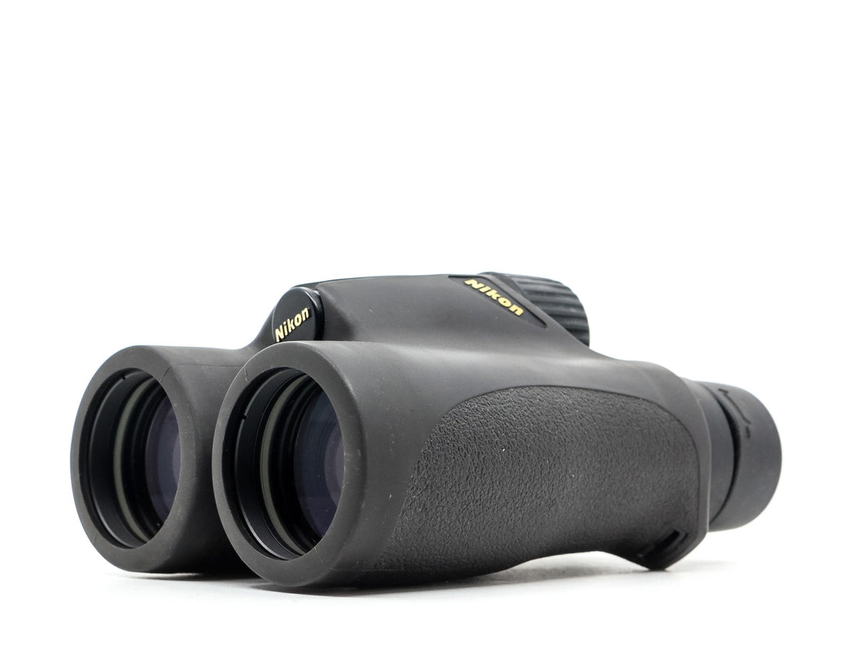 Nikon 8x42 HG L DCF Binoculars · imagen principal
