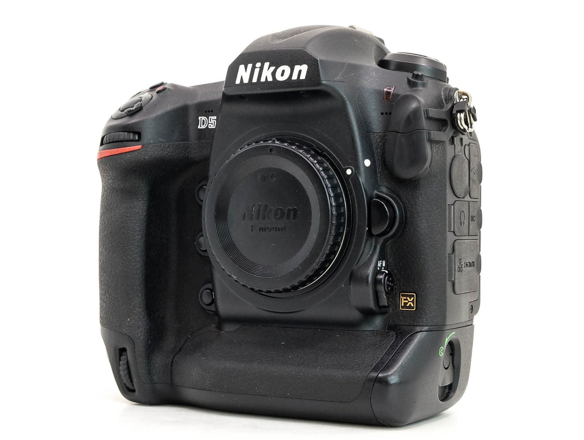 Nikon D5 (Dual CF) · imagen principal