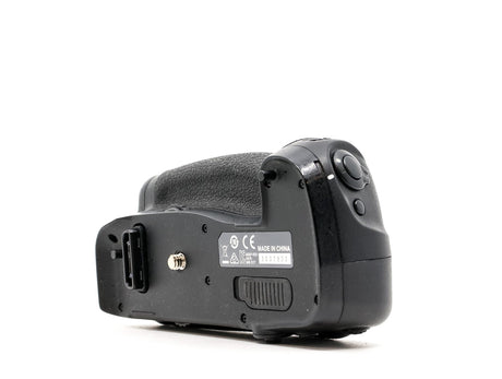 Nikon MB-D17 Battery Grip