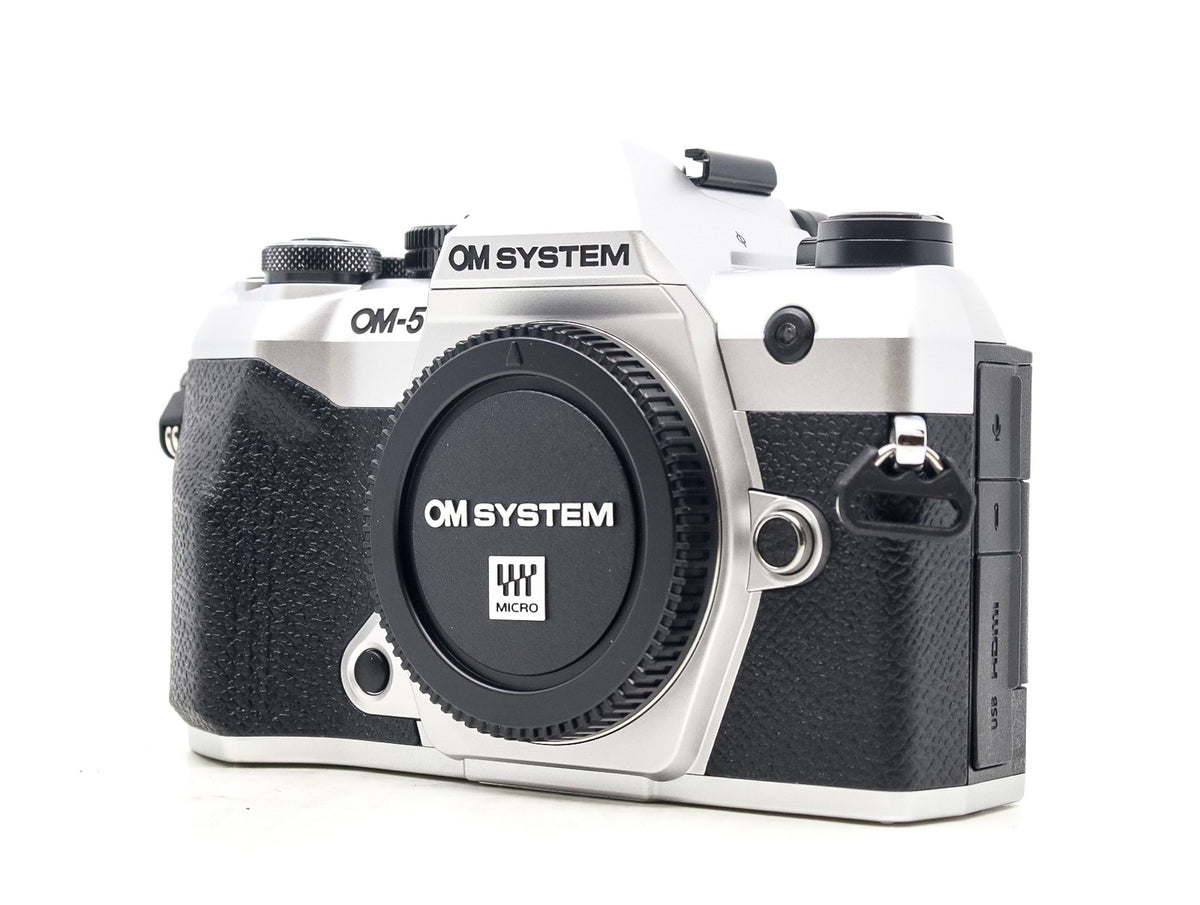 OM SYSTEM OM-5 Mark II · imagen principal