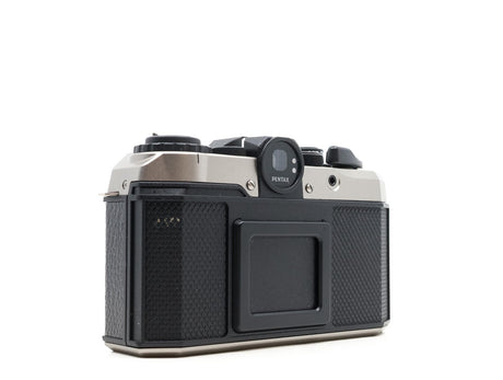 Pentax 17