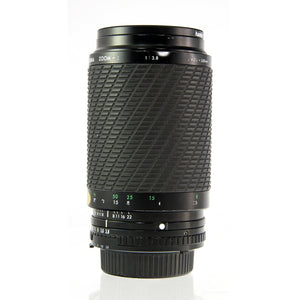 Sigma Zoom 1:3.8 / 75-200mm Multi-Coated Lens for Nikon 