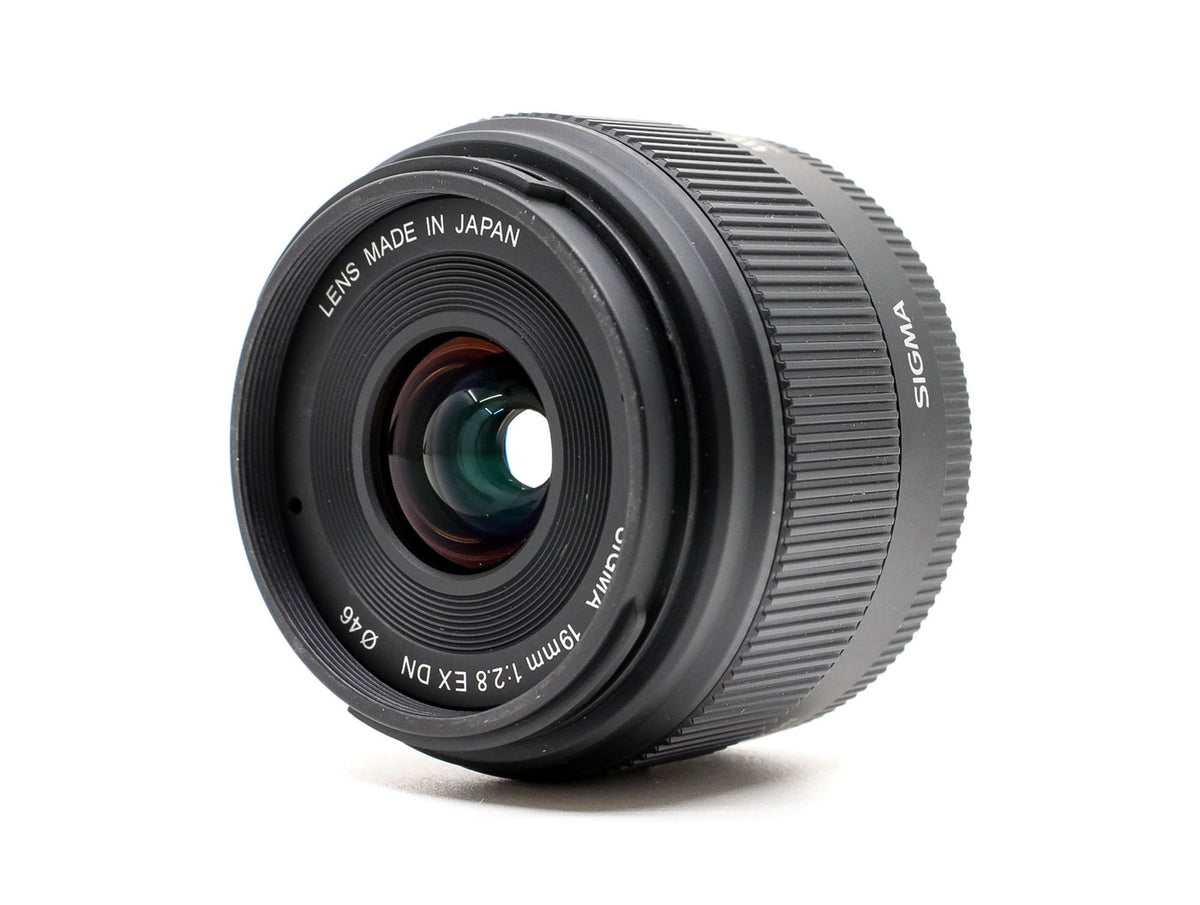Sigma 19mm f/2.8 EX DN - Micro Four Thirds Fit · imagen principal