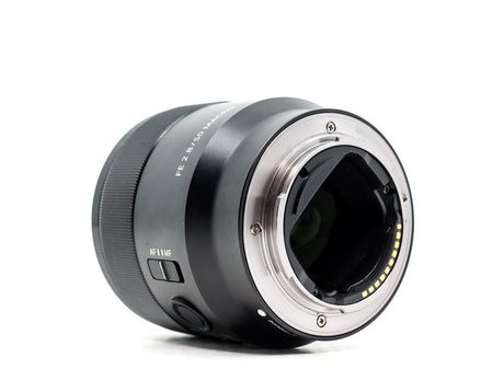 Sony FE 50mm f/2.8 Macro