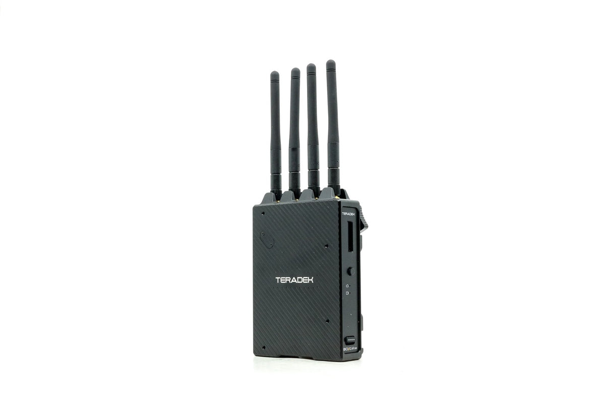 Teradek Bolt 4K 1500 12G-SDI/HDMI Wireless Transmitter - Gold Mount · imagen principal