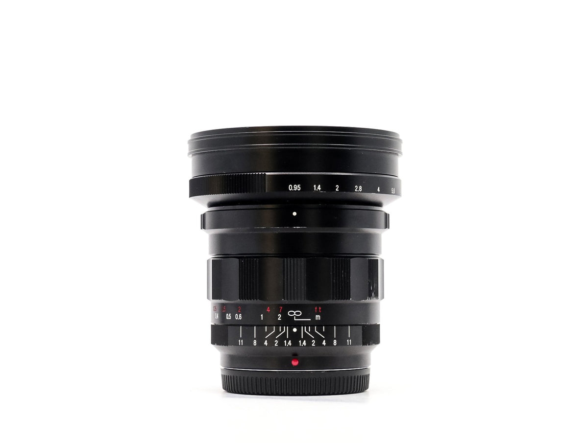 Voigtlander Nokton 10.5mm f/0.95 - Micro Four Thirds Fit · imagen principal