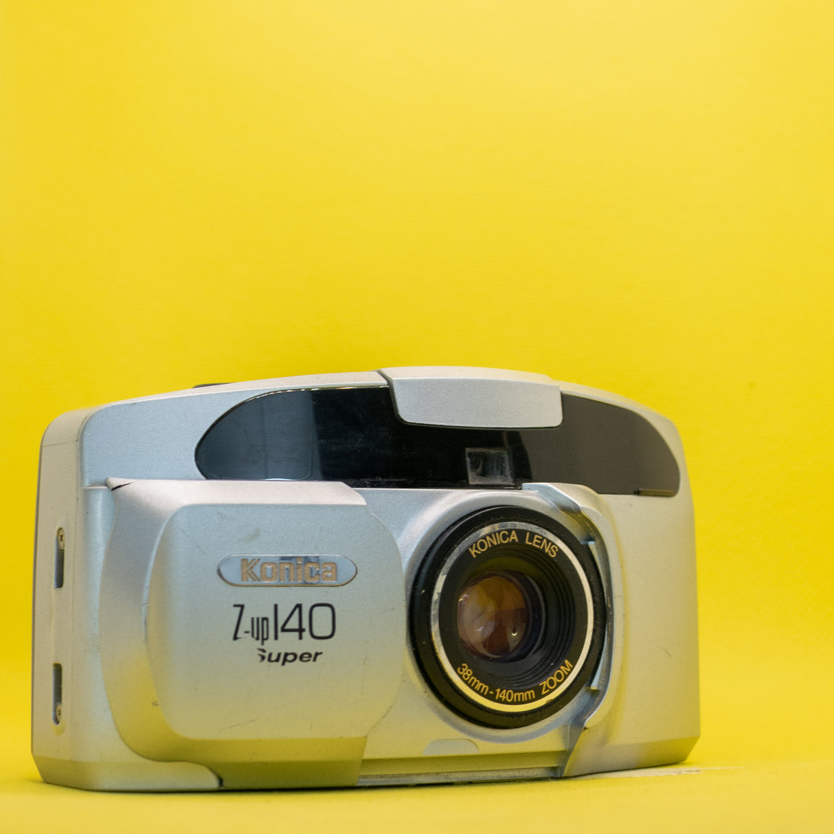 Konica Z-UP 140 Super - Cámara Analógica Compacta de 35mm